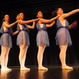 Chelsea Ballet dancers in Valance © StJohn Burkett